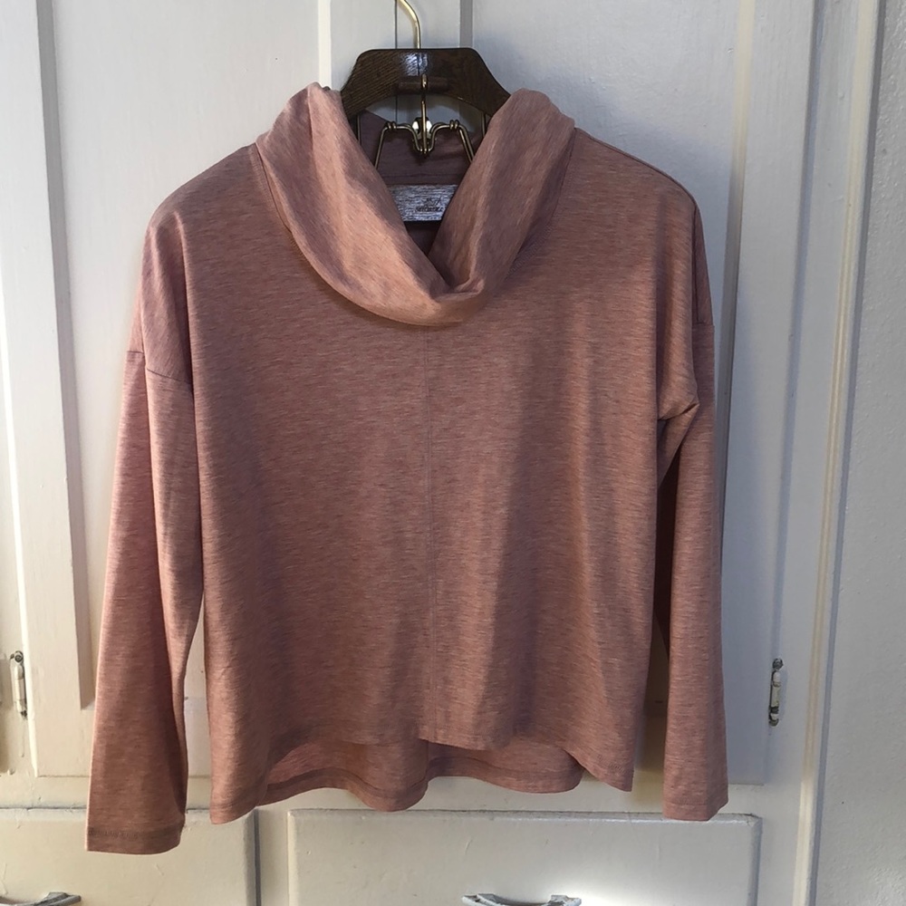 Lou & Grey | Cropped Yoga Cover Up